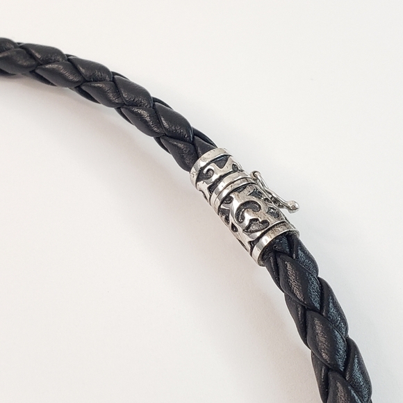 Balinese pearl necklace tooled sterling silver black braided leather cord Bali - Picture 2 of 12